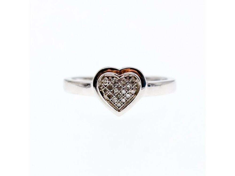 10K White Gold Diamonds "Heart" Ring Size 6.5
